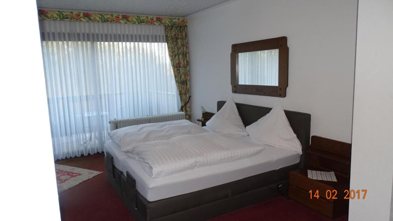 Bed & Breakfast Hotel Helga Hein Düsseldorf Extérieur photo
